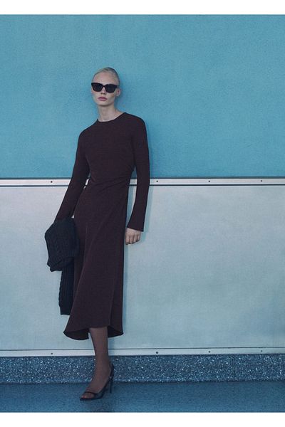 MANGO Woman Sukienka midi z drapowaną talią