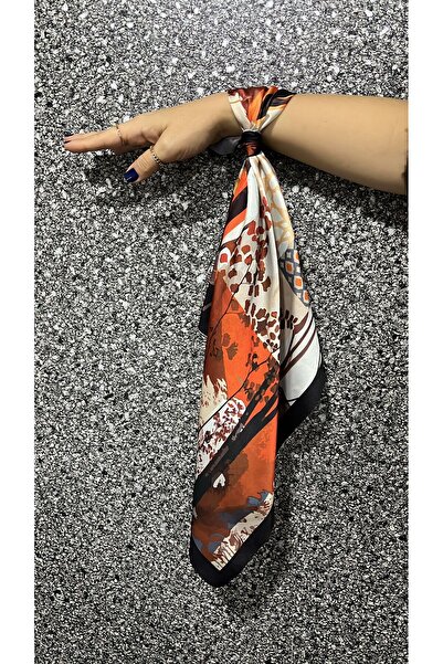 tarzınısec Φουλάρι σιφόν σατέν με σχέδιο μπαντάνα