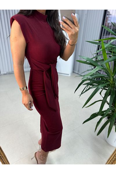 caddstore rochie burgundă cu cravată cu umeri