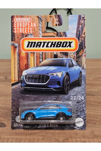 HOT WHEELS Matchbox European Streets 2018 Audi E-TRON