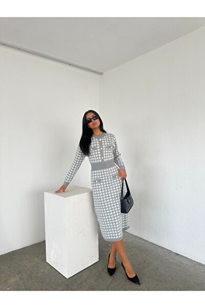 sportiness Γυναικείο πλεκτό φόρεμα με λεπτομέρεια με κουμπιά