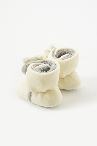 yummy kids Baby Velvet Velcro Comfortable Anti-Slip Sole Brown Booties