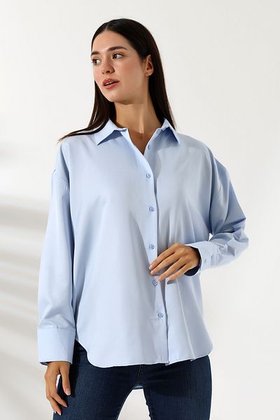 Union and Joy Cămașă de damă oversize din micro satin drapat albastru gheață