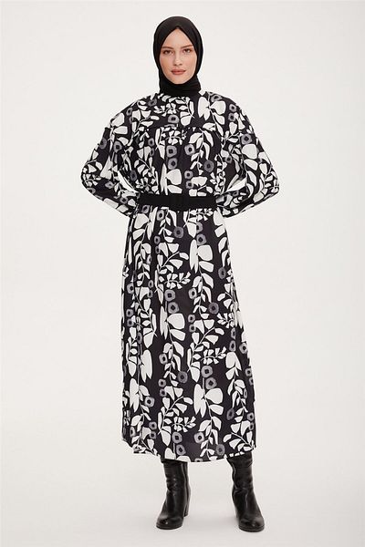 Armine Rochie florală cu rochie în față 22k9506 Negru