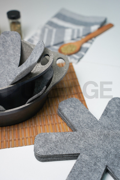 pure age 12'li Kalın Set Tava Tencere Ve Borcam Koruyucu Çizdirmez Keçe