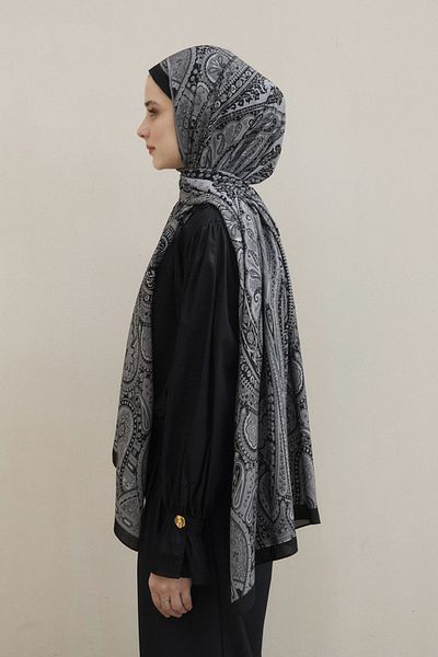Qef Black Deluxe Shawl Shiny Design