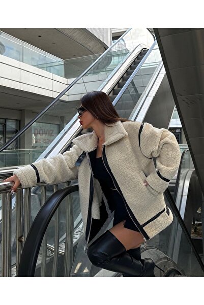 Çnru BIKERSKÝ PLYŠOVÝ KABÁT V MODELU ZNÁMÉ ZNAČKY KOŽEŠINOVÉ KOŽEŠINY