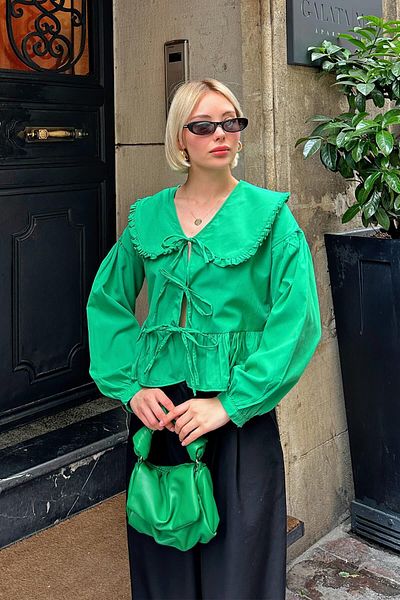 Swist Green Front Tie Baby Collar Women's Crop Shirt