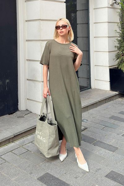 Swist Khakifarbenes Wickel-Midikleid mit Rundhalsausschnitt und Schlitz für Damen