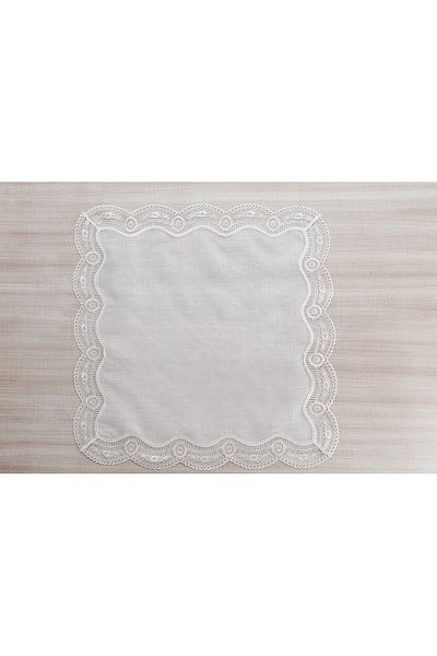 Gül Güler Pack of 4 Lace Napkins - Bud Bone, 45*45