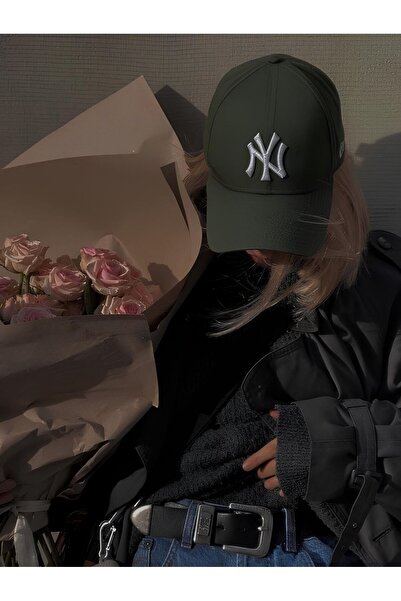 caxis قبعة رياضية مكتوبة باللون الأبيض الكاكي للجنسين مع شريط فيلكرو خلفي قاب...