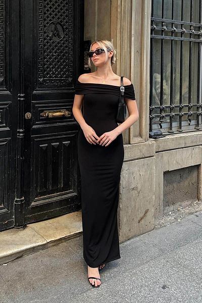 Swist Černé dámské midi šaty Madonna s límcem