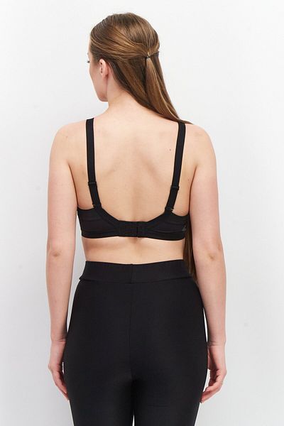 adidas Women Lightly Padded Underwire Sports Bra, Black