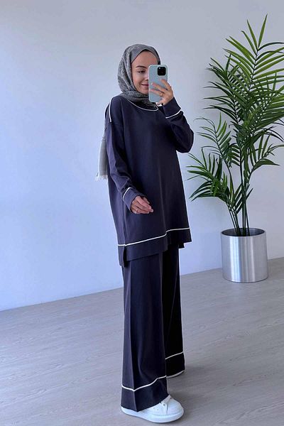 Ka Hijab طقم حجاب بلون مدخن مكون من قطعتين - مع تفاصيل الأنابيب