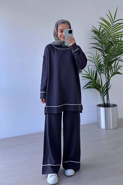 Ka Hijab طقم حجاب بلون مدخن مكون من قطعتين - مع تفاصيل الأنابيب