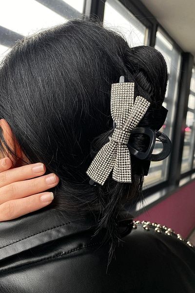 TAKIŞTIR مشبك مزلاج بتفاصيل حجر أسود