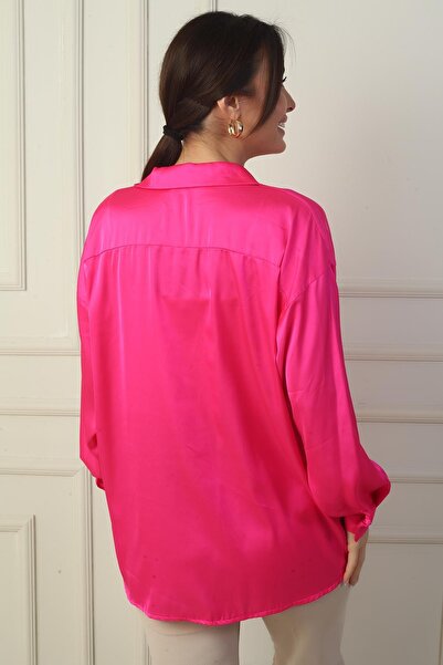 By Saygı Γυναικείο σατέν πουκάμισο με χαμηλό μανίκι