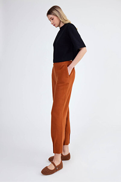 Vitrin Брюки з еластичним поясом і складками на штанинах