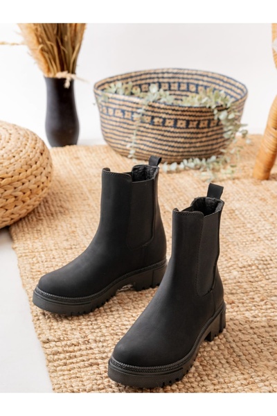 Özkan Ayakkabı SİYAH LASTİKLİ TERMO TABAN KADIN BOT