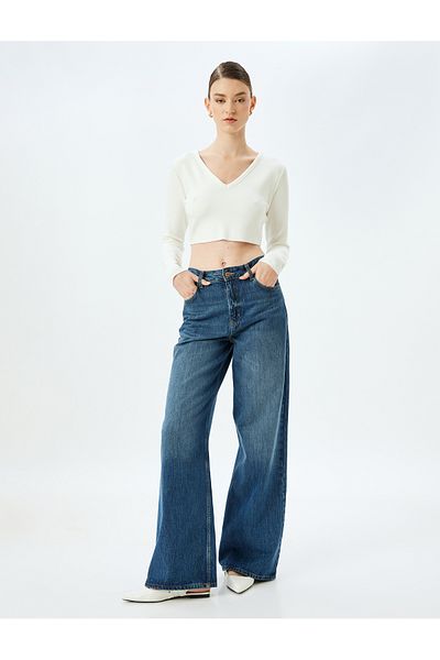 Koton Tricou crop cu mânecă lungă din viscoză cu decolteu în V
