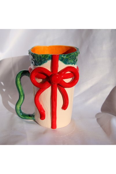 Lily & Loly Ceramics Yeni Yıl Serisi “Kırmızı Fiyonklu Hediye Paketi” Kupa -E...