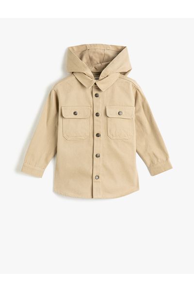 Koton Hemdjacke aus Baumwolle mit abnehmbarer Kapuze und bedrucktem Rücken