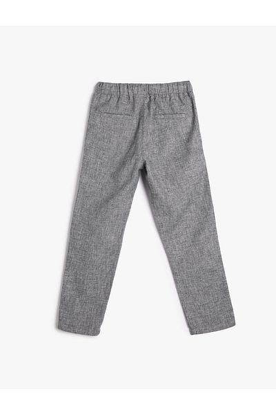 Koton Hose mit normaler Taille und Röhrenbein für Jungen 3skb40037tw
