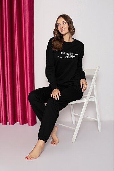 pijamakeyfi Γυναικείο σετ φόρμας με λαιμόκοψη 0 και 2 κλωστές