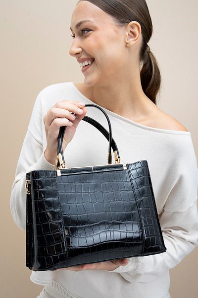 Matthew Cox Shoulder bag