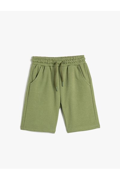 Koton Basic-Shorts mit strukturierten Taschen zum Binden an der Taille