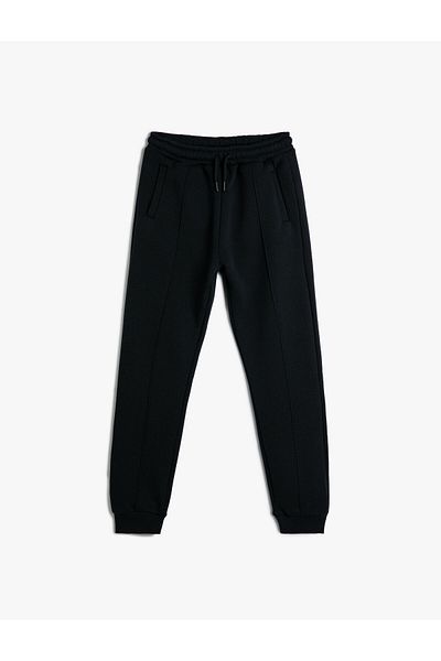 Koton Basic-Jogger-Jogginghose mit Tunnelzugtasche und Taillenschnürung