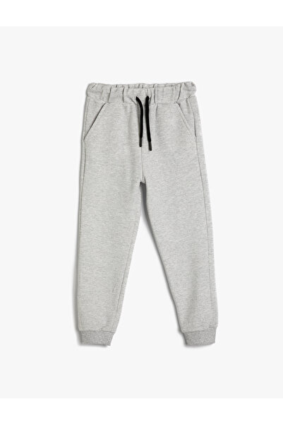 Koton Basic Jogger Sweatpants με τσέπες που δένουν στη μέση