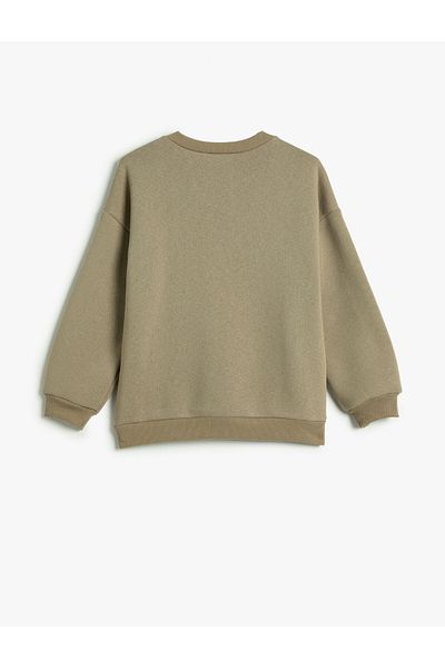 Koton Geripptes Sweatshirt mit langen Ärmeln und Rundhalsausschnitt