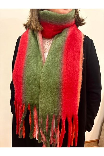 alsaccessories Red-Green Square Pattern Boucle Puff Shawl - Length 205X Width 40cm
