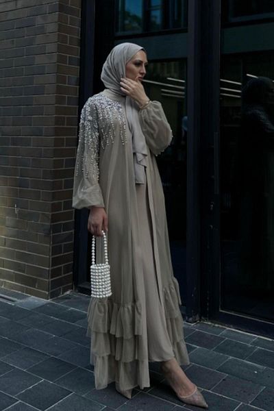 Sahraa Beige Pearl Abaya