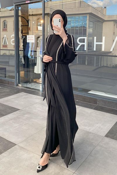 Sahraa Black Elis Abaya