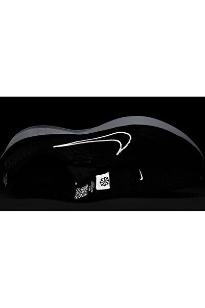 Nike Interact Run Men's Casual Sneakers