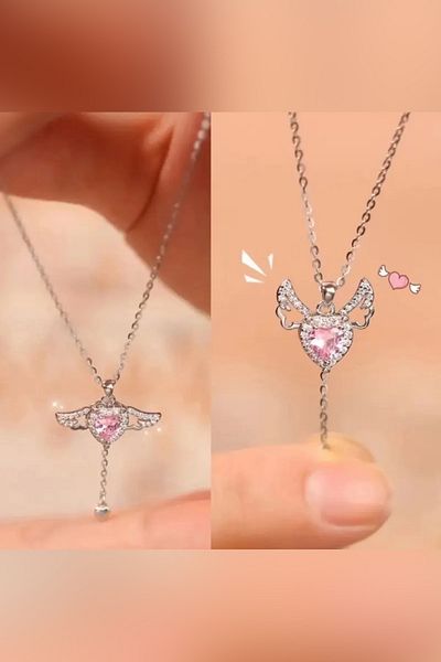 The Collection Movable Winged Heart Necklace Non-Tarnish Steel Women's Necklace