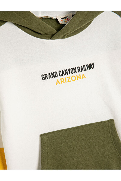 Koton Kapşonlu Sweatshirt Kanguru Cepli Yazı Baskılı Uzun Kollu Renk Bloklu Şardonlu