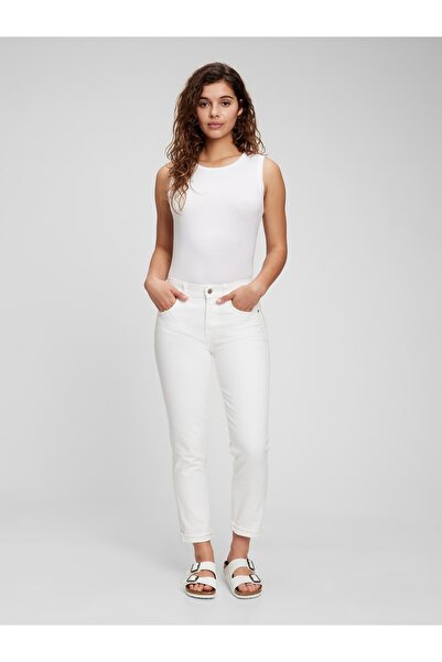 GAP Kadın Beyaz Mid Rise Girlfriend Washwell™ Jean Pantolon