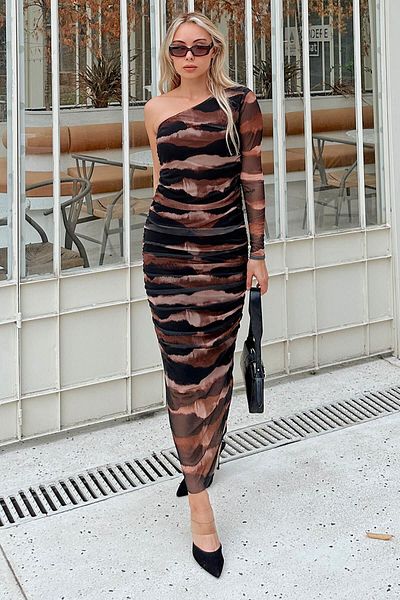 Swist Braunes, gefüttertes One-Shoulder-Tüllkleid für Damen mit Zebramuster