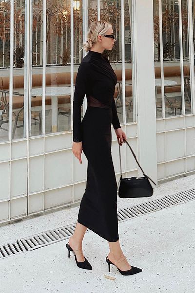 Swist Rochie midi de damă, drapeată, cu decolteu decoltat din tul cu talie neagră