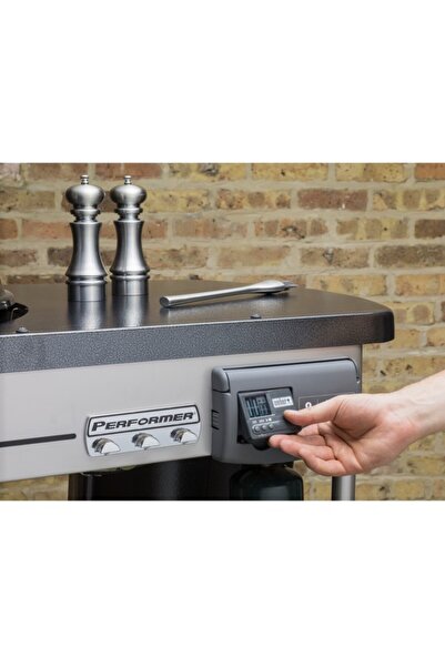 WEBER Performer Deluxe GBS Charcoal Grill