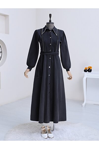 Modamorfo Mit Steinen besticktes Jeanskleid mit durchgehendem Knopfverschluss und Gürtel – Schwarz