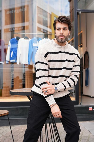 Figo Πουλόβερ με ριγέ χοντρό λαιμόκοψη