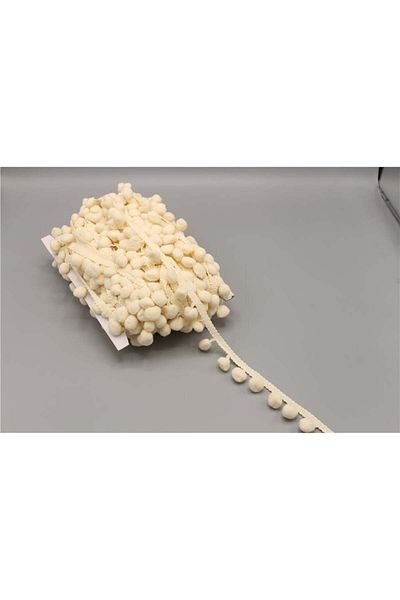 Gül 22 m Cream Colored Large Pompom