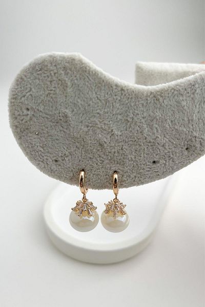 Modex Baguette Stone Dangle Pearl Earrings