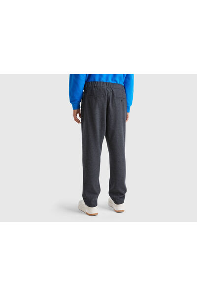 United Colors of Benetton Men's Anthracite Melange Wool and Viscous Blended Elastic Waist Pants with Ribbed Back Pockets