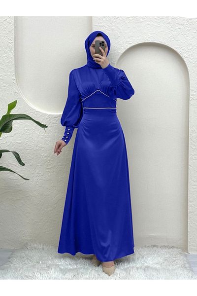 Modamorfo Satin-Abendkleid – Perlendetails an der Taille, Manschettenknöpfe an der Ärmel, Farbe Saks