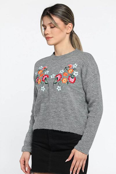 GÜLSELİ Pulover de damă gri, cu gât crew, cu flori brodate